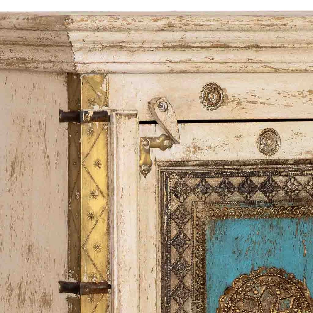 Armadio artigianale in legno bianco, 53x40x149h cm