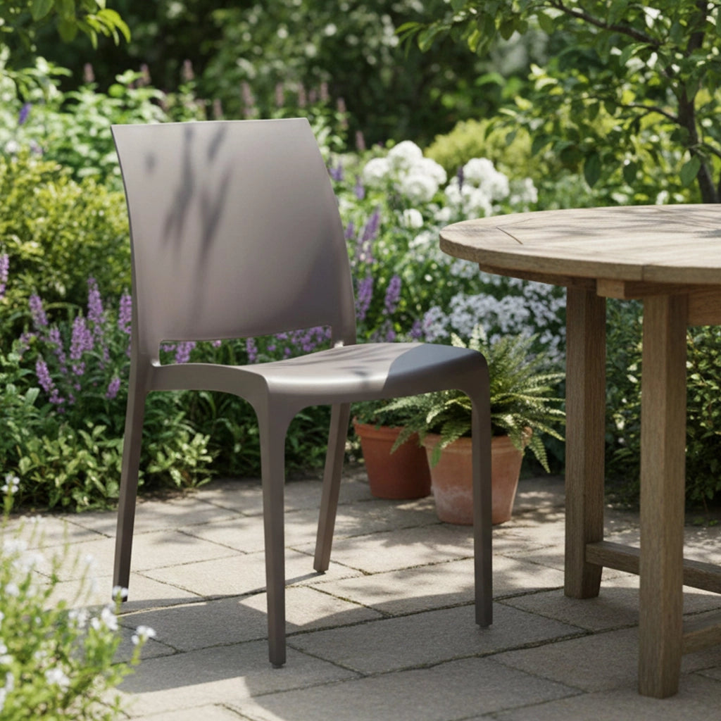 Sedia da esterno Camo, Seggiola da giardino, Seduta outdoor multiuso, Panchina da giardino, Made in Italy, 54x46 h80 cm, Tortora