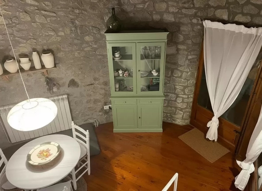 Cristalliera 2 porte 2 cassetti arte povera legno verde salvia 105x42x206 - Mobili 2G