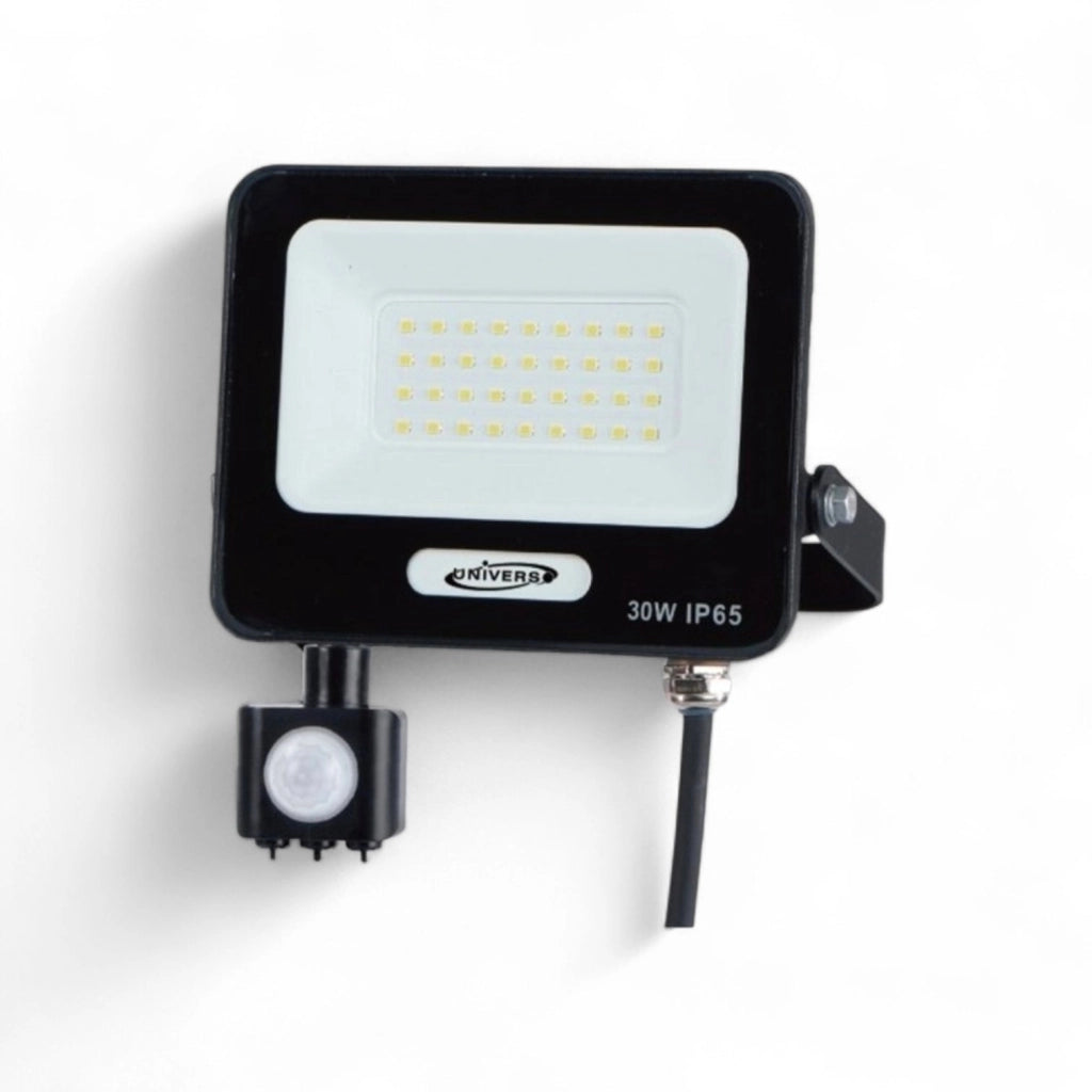 Faro LED da Esterno 30W con Sensore di Movimento PIR IP65 Luce Fredda 6500K Proiettore LED 2750 Lumen Fascio 120° per Giardino Cortile Garage