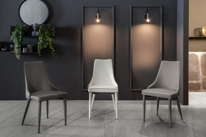 Set 4 Sedie 46x46xH91 cm in Similpelle Myriam Bianco