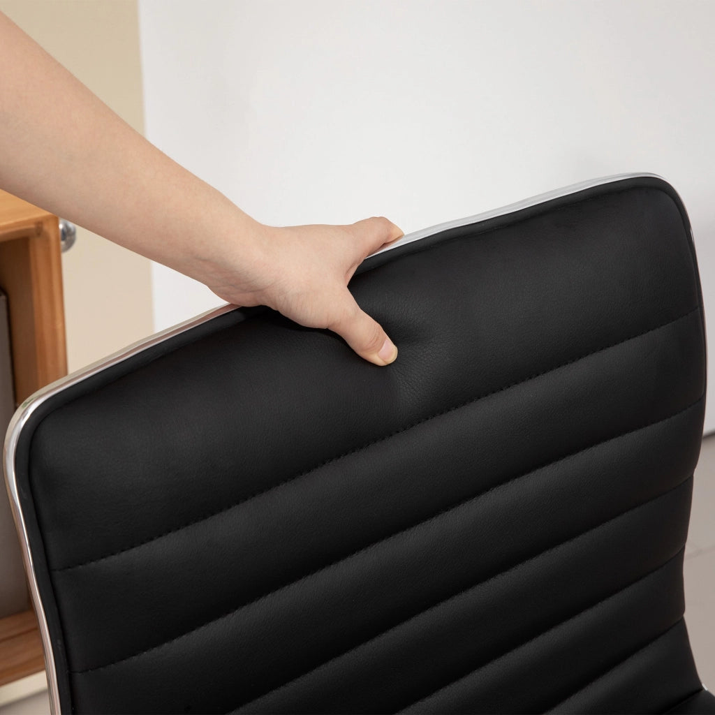 Sedia Poltrona Operativa da Ufficio Ergonomica con Altezza Regolabile in Pelle PU Nera