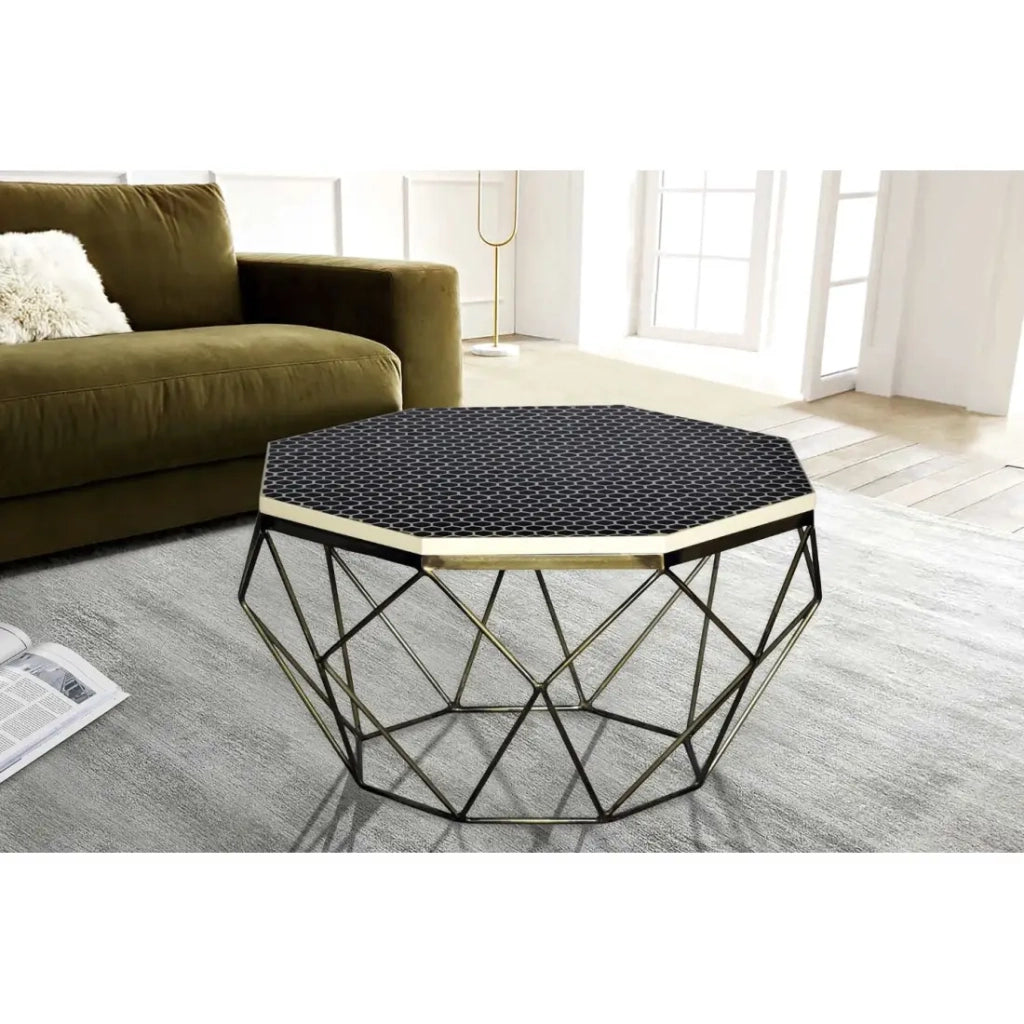Tavolino basso NEXORA 69 cm in poliresina nera e ferro finitura ottone design geometrico