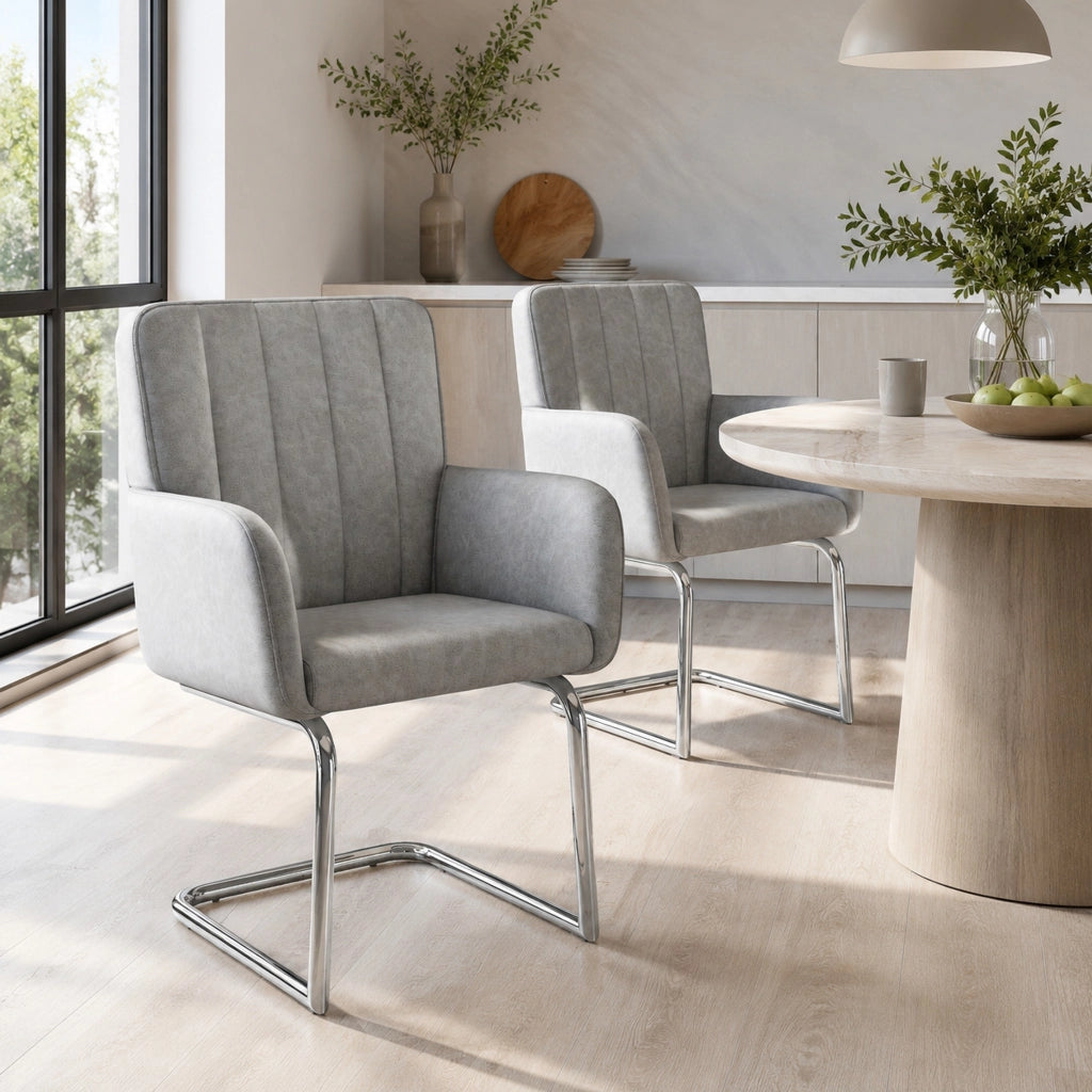 Set di 2 sedie da pranzo girevoli; impilabili; in pelle PU e metallo; grigio