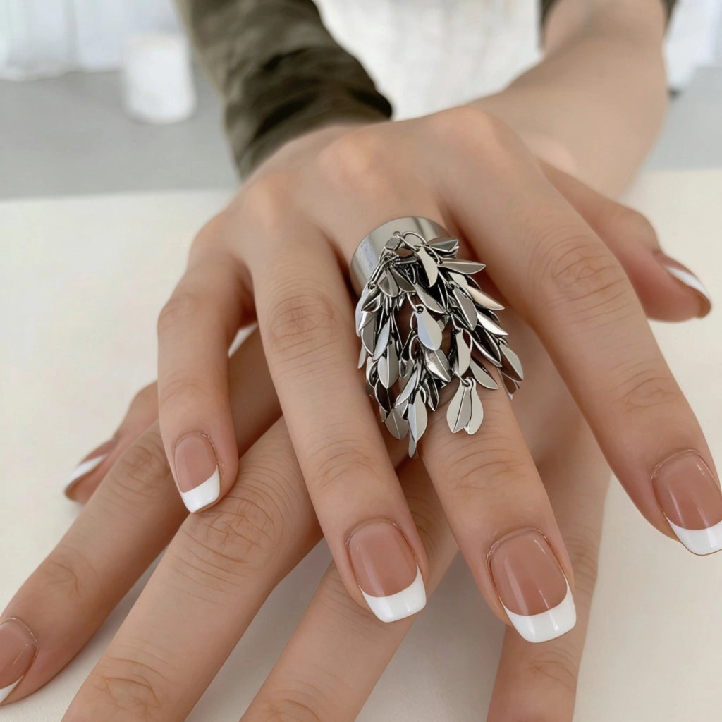Anello da donna unico con nappa di grano in argento, perfetto per Instagram.