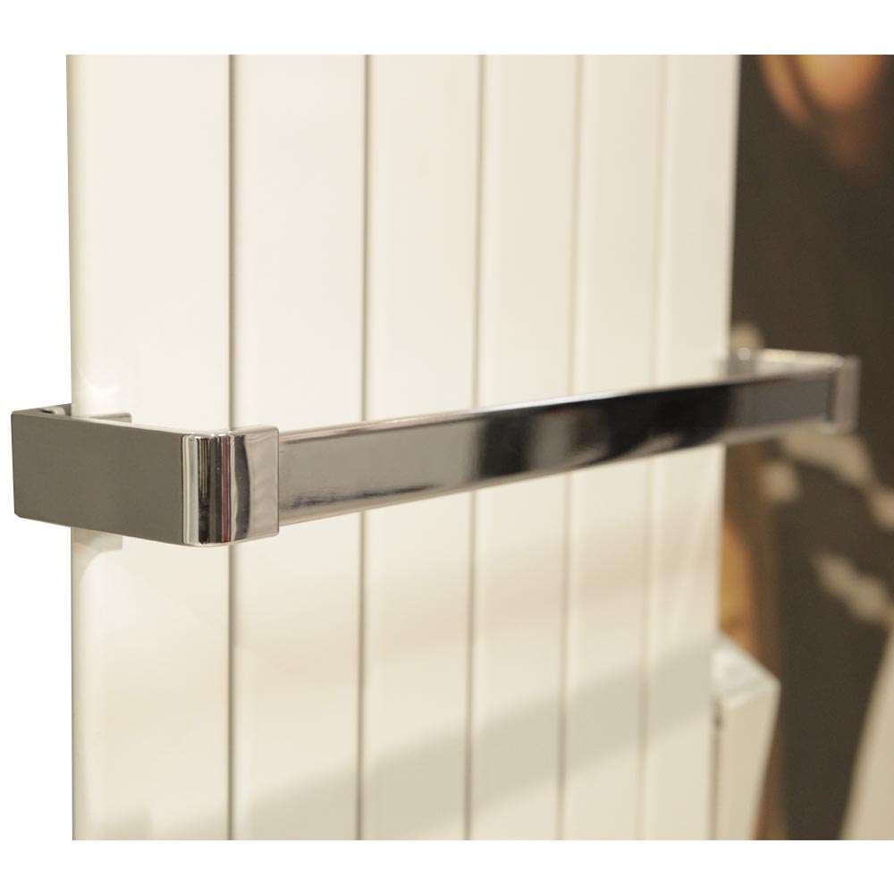 Pika' porta asciugamani ercole in resina lunghezza cm 52 colore metallo cromo