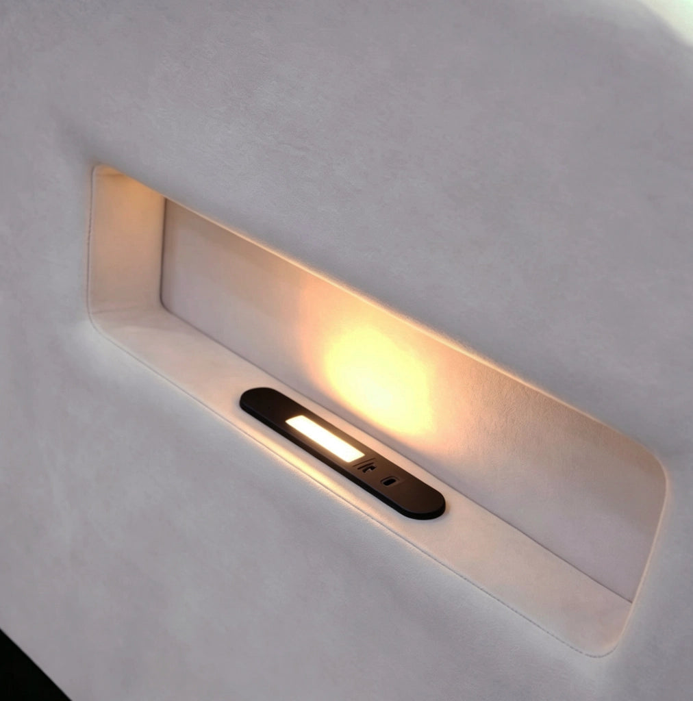 Letto per bambini 90x200 cm con testiera con contenitore; luce notturna e USB; rivestito grigio chiaro