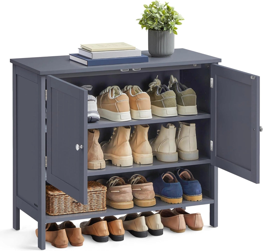 VASAGLE Mobiletto Porta Scarpe, Scarpiera a 3 Livelli, Organizzatore per Calzature, Armadio Country Moderno, con Ripiano Regolabile in Altezza, 35 x 80 x 70 cm, Ingresso, Grigio Ardesia LBC044G01