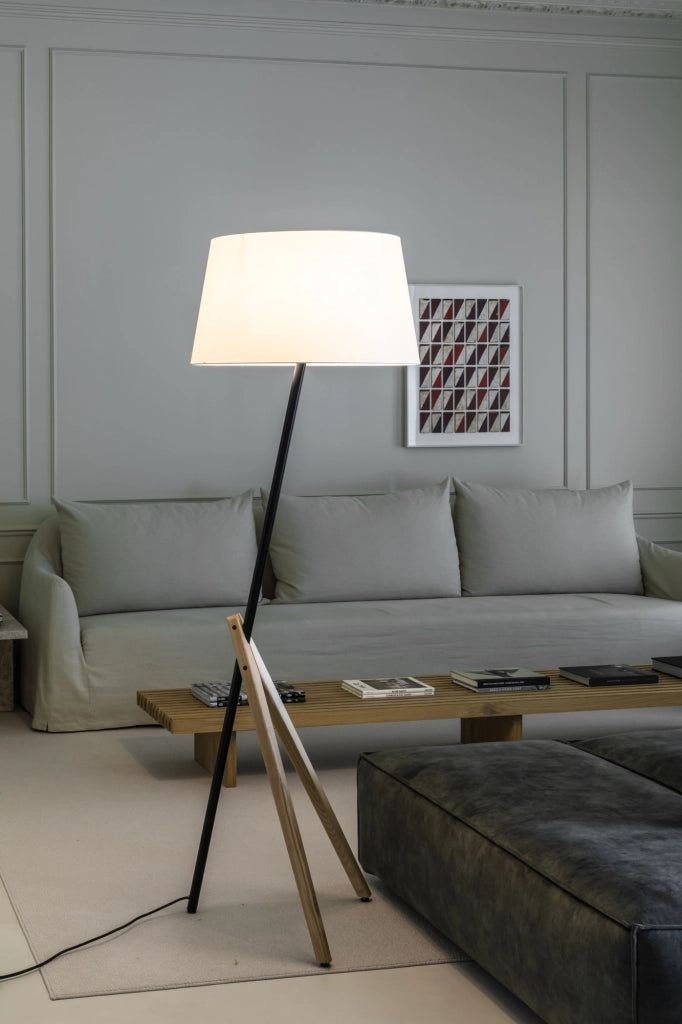TREEWOOD, Piantana, Faro Barcelona