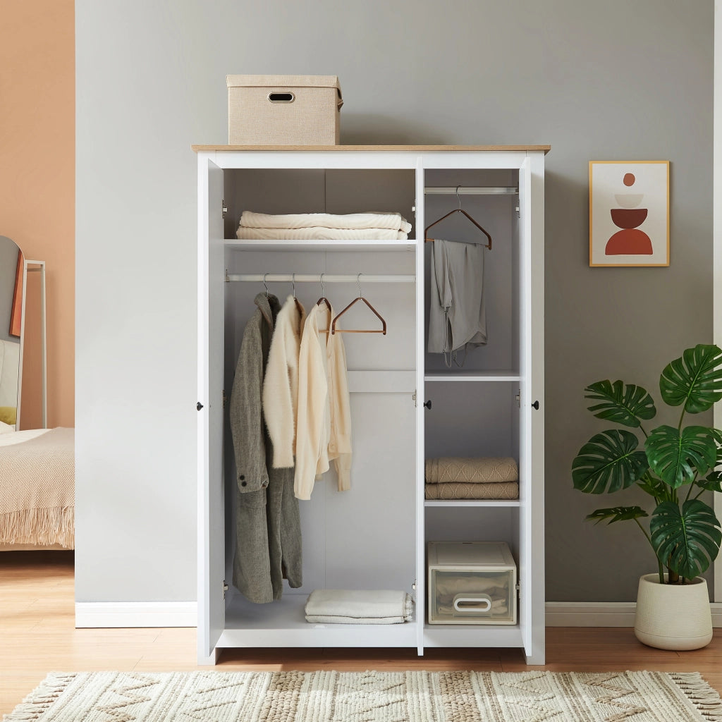 Armadio Guardaroba Vasand a 3 Ante con Barre Appenditi e Ripiani 175x120x52 cm Bianco / Effetto Rovere [en.casa]