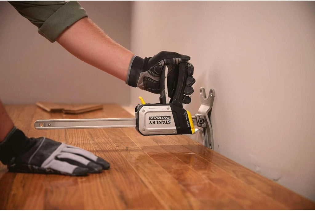 FATMAX TradeLift Utensile multifunzionale per il sollevamento e la tenuta (fino a 150 kg), il livellamento (2,5 mm) e la distensione (fino a 220 mm) (confezione doppia), FMHT83552-1