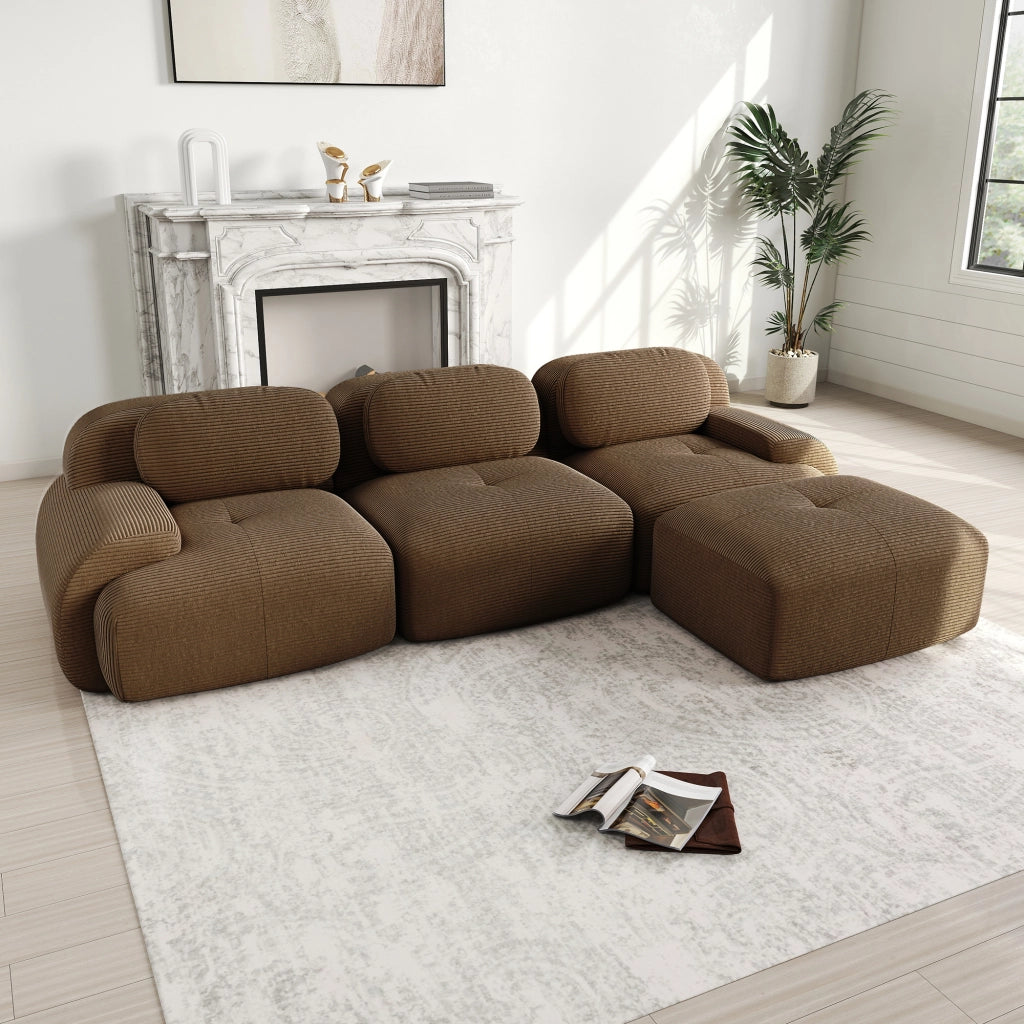divano angolare modulare senza montaggio; design ergonomico con braccioli curvi; velluto a coste marrone