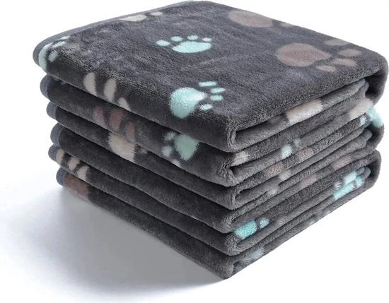 Pacchetto di 3 premi d'animale morbidi e soffici fatti di flanella, idonei per cani, cuccioli e gatti, dimensioni 60*40 cm.