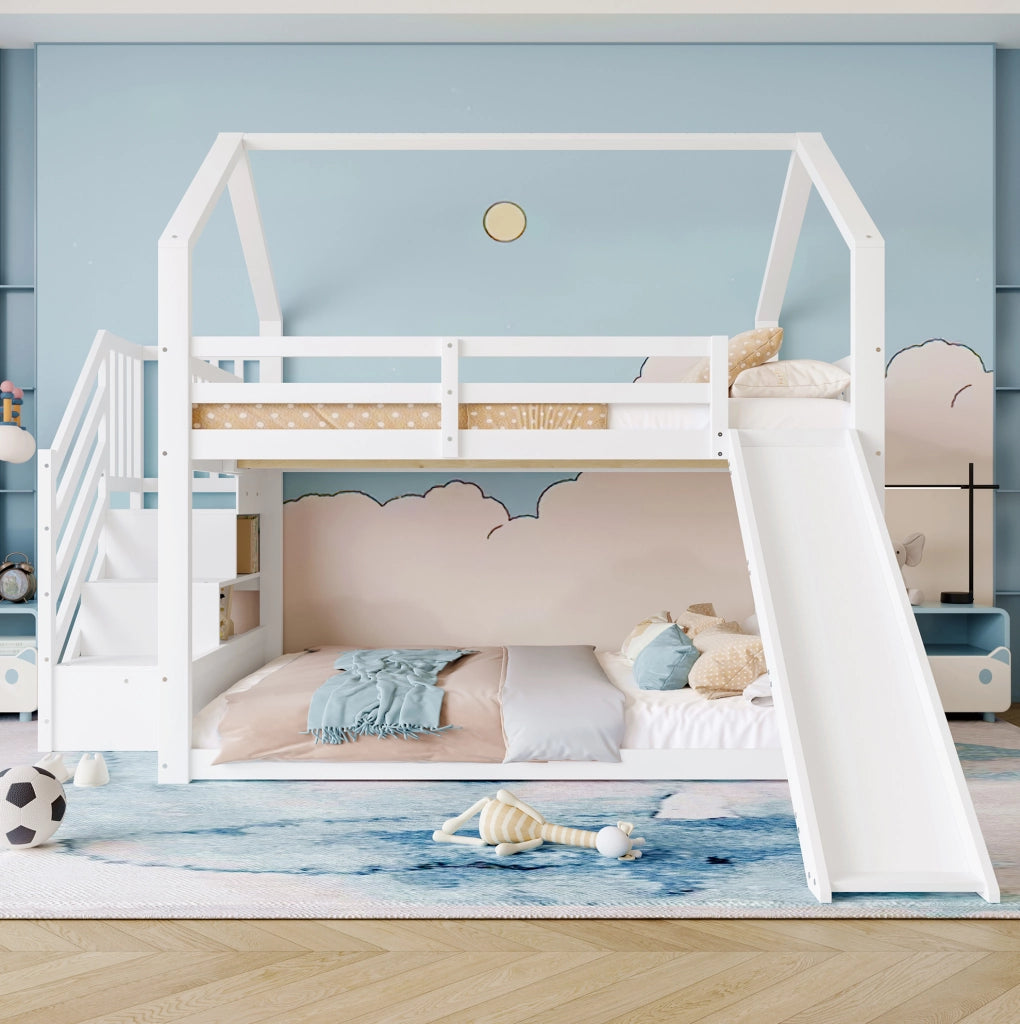Letto a castello a casetta 140x200 cm con scala contenitore e scivolo bianco