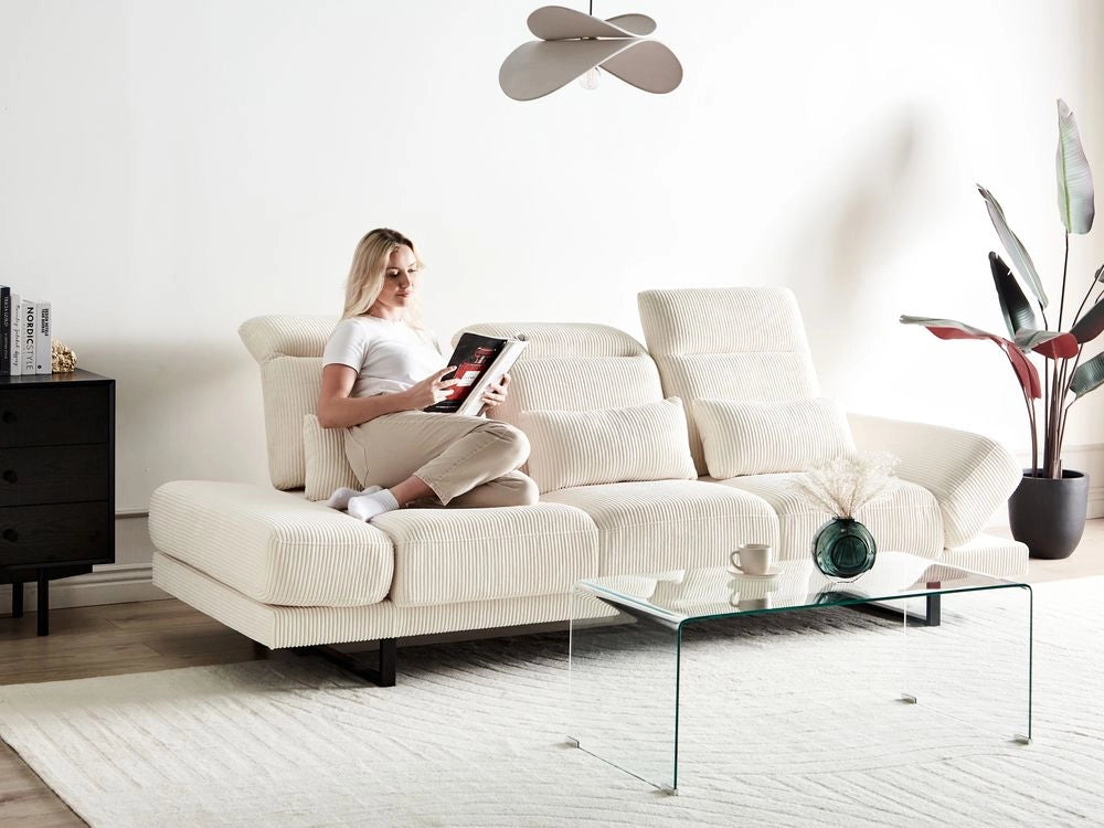 Divano moderno a 3 posti con Rivestimento in corda beige chiaro e Gambe in acciaio soggiorno elegante