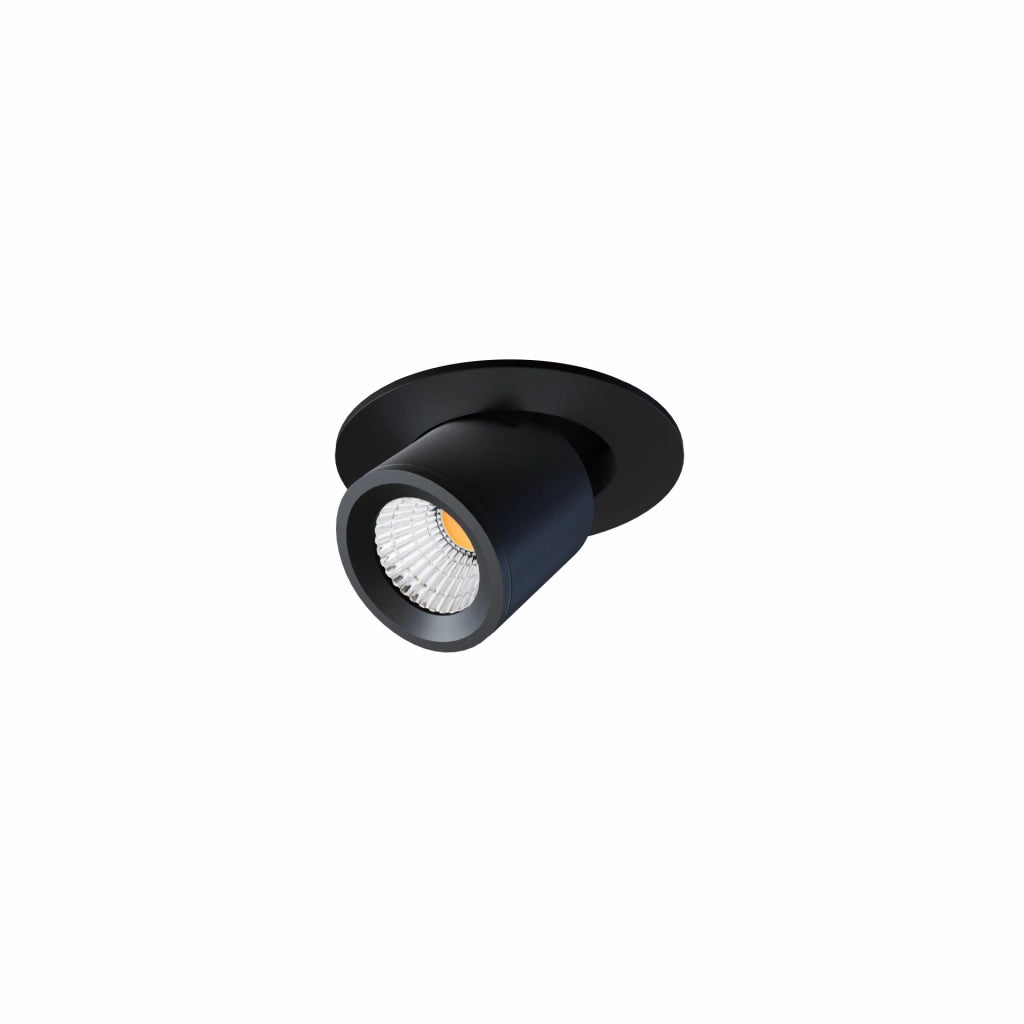 Nano Oxo Faretto LED da incasso orientabile 6W con tecnologia Switch CCT 2700K-4000K, fascio 45 gradi, finitura nero opaco, design professionale