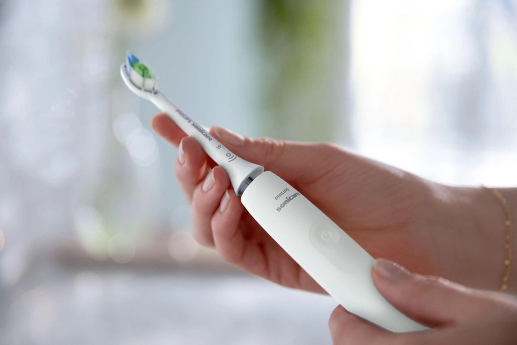 Philips Sonicare 4100 Series Spazzolino elettrico sonico nero HX3681/33
