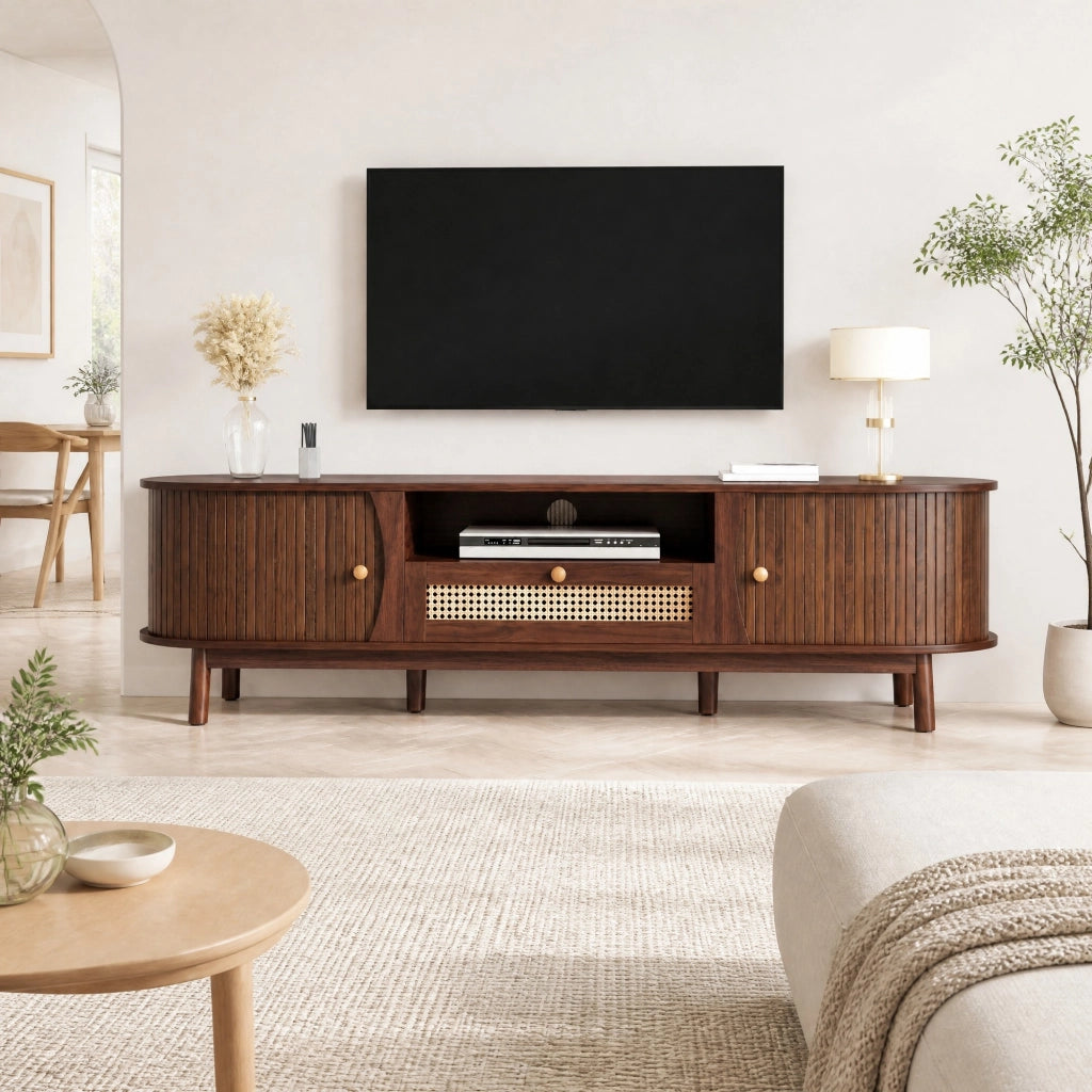 Mobile TV in MDF color noce con rattan e ante scorrevoli