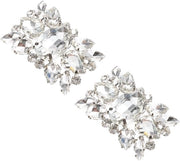 Due pezzi di applicazione per scarpe in metallo argentato con pietre di strass, dimensioni 6 x 4 cm, durature e comode.