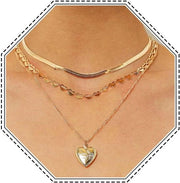 Collana boho con cuore dorato e decorazioni intricate - Accessori trendy per donne e ragazze