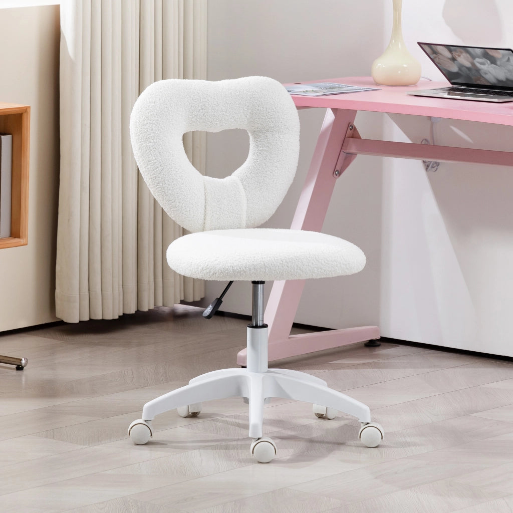 Sedia da ufficio girevole con schienale a cuore senza braccioli e altezza regolabile in teddy fleece bianco