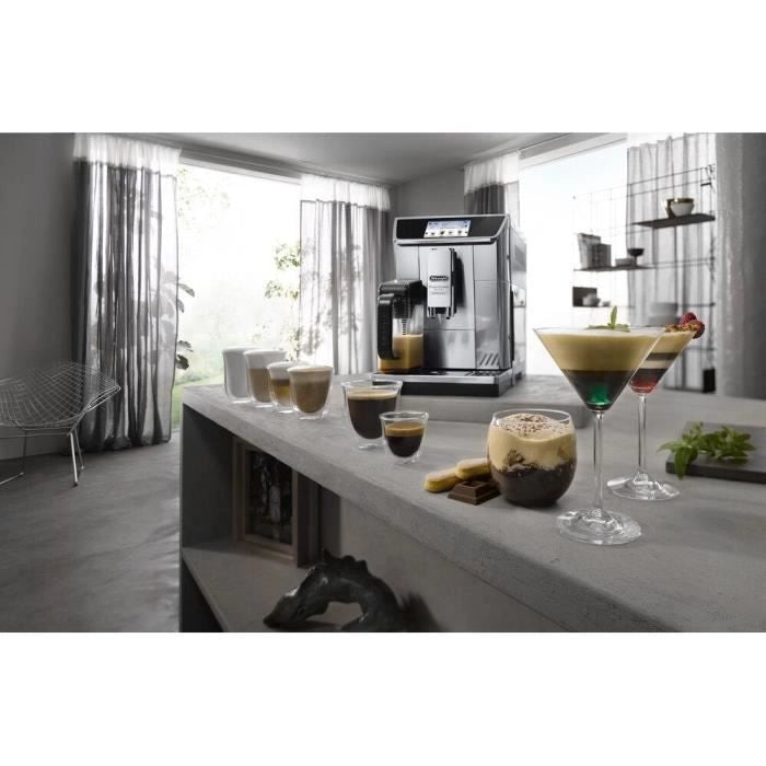 ROBOT CAFE