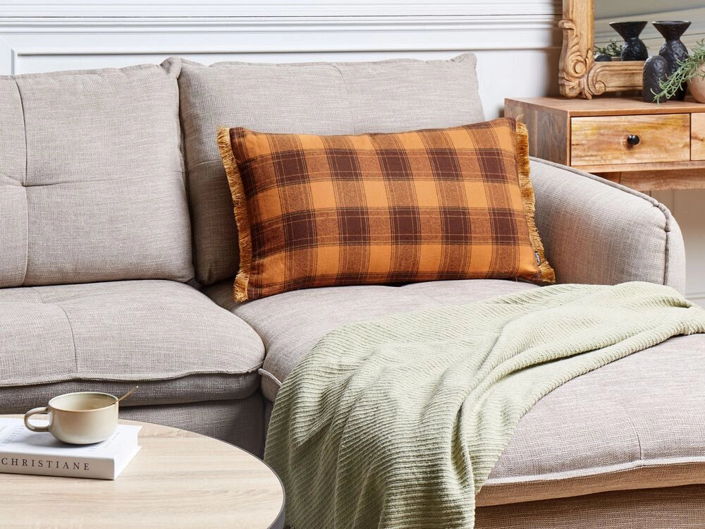 Cuscino decorativo con motivo a scacchiera e nappe rettangolari nero e arancione 40 x 70 cm camera da letto soggiorno stile retrò
