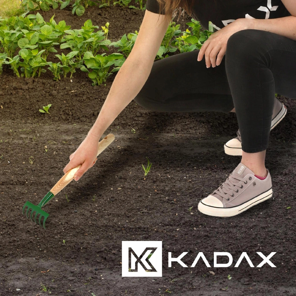 Rastrello da giardino in metallo KADAX, piccolo, 35 cm, 6 denti, manico in legno massello