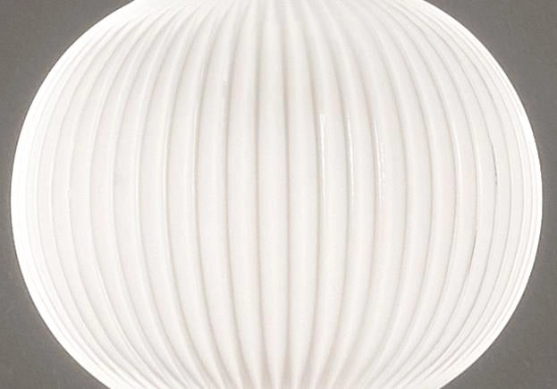 SOSPENSIONE MADAGASCAR 1 BIANCO OPALE D.18CM  BASE D'ATTACCO NON INCLUSA ACQUISTABILE SEPARATAMENTE ATTACCO E14