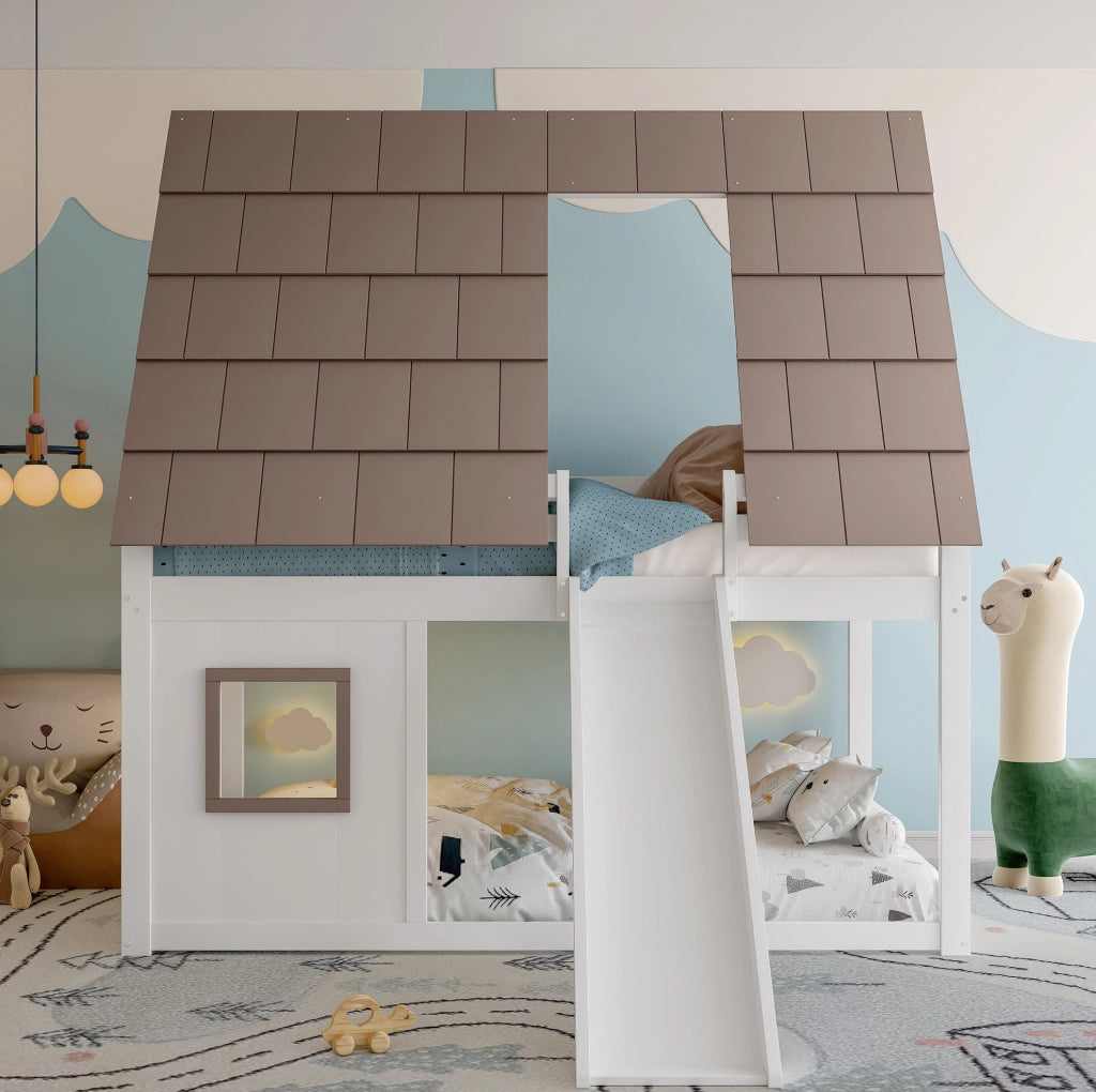 Letto a castello 140x200 cm a forma di casa con tetto; scala e scivolo in MDF; pino; compensato marrone e bianco