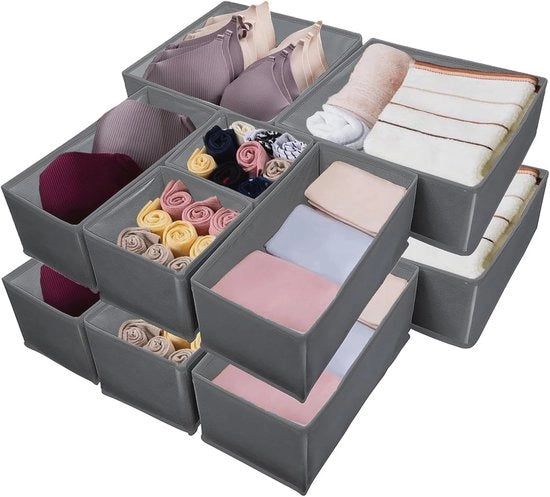 Organizzatore di abbigliamento con 12 ripartitori di carico per una perfetta gestione