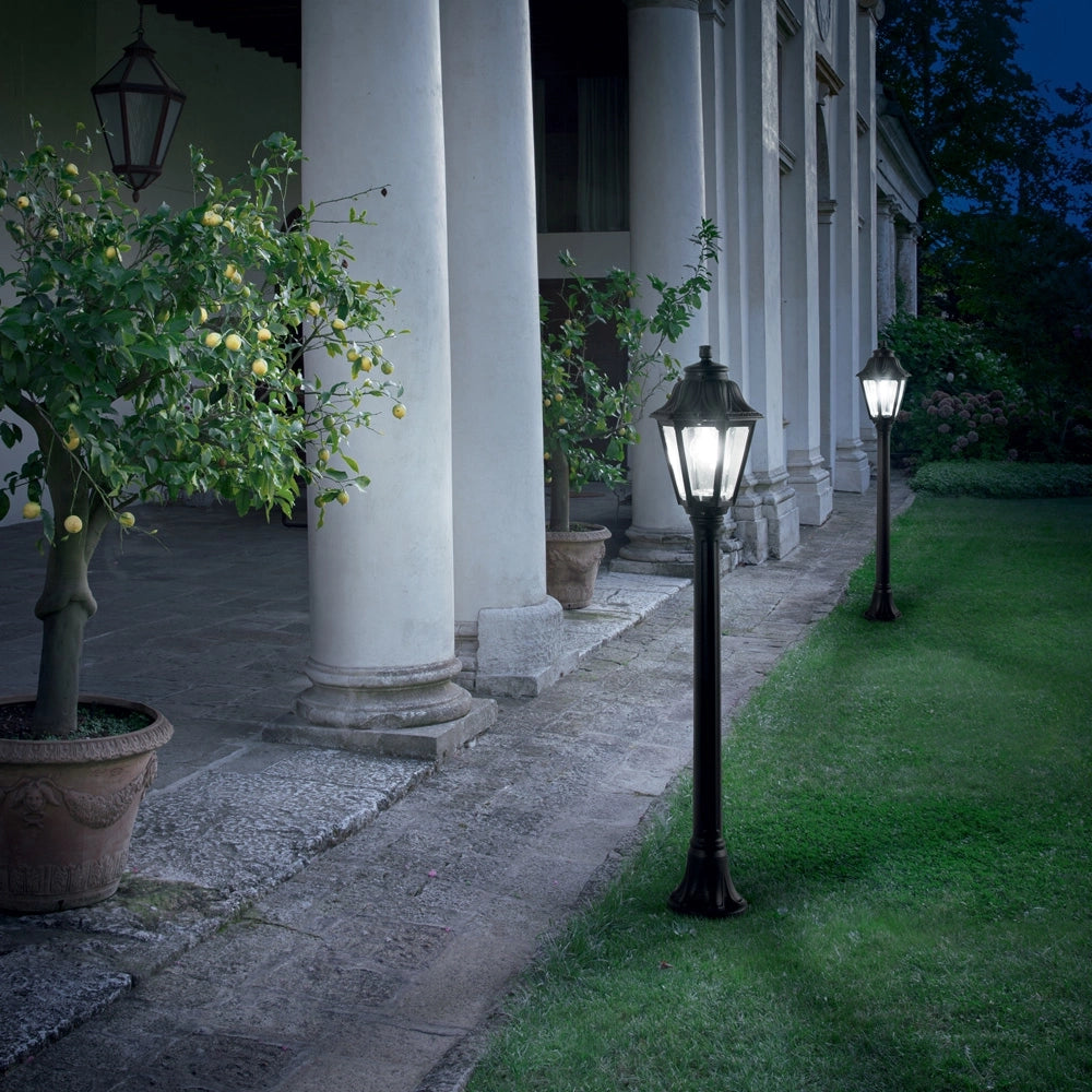 Piantana Classica Dafne Materie Plastiche Nero 1 Luce E27