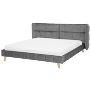 Letto Tappezzeria trapuntata in velluto grigio Gambe in legno chiaro 180 x 200 cm a doghe con testiera regolabile Wingback