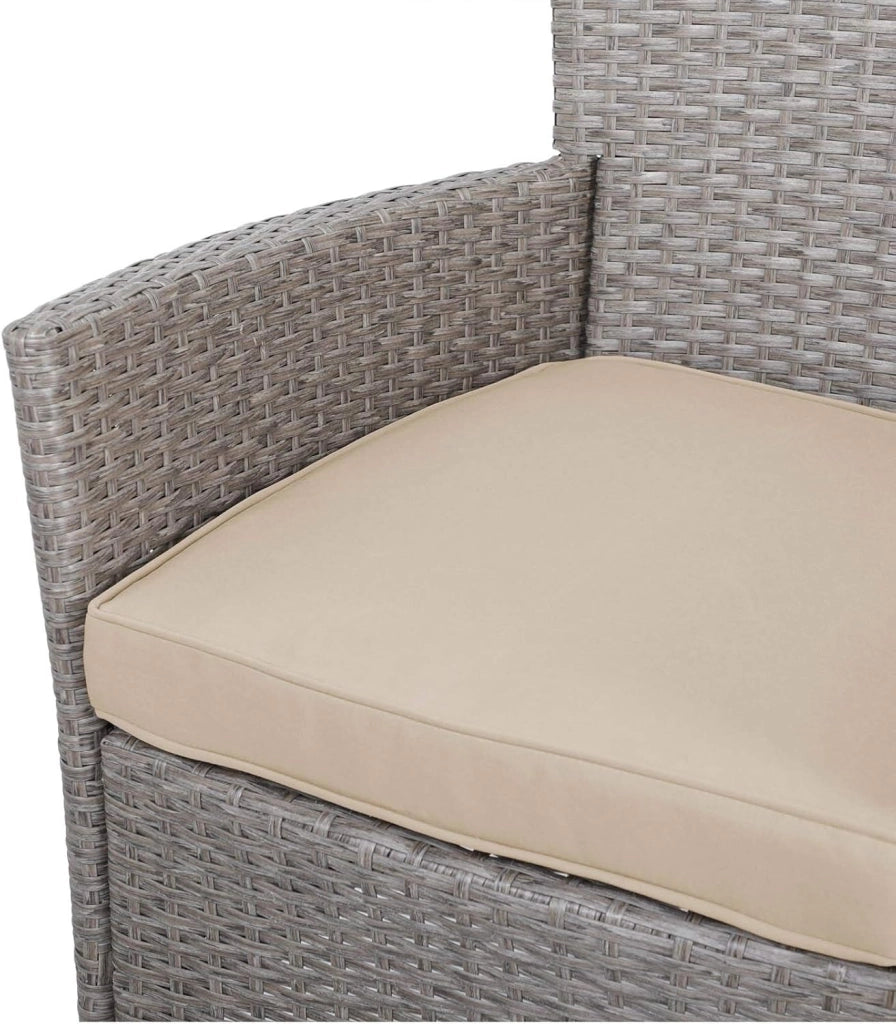 Set di 2 Sedie da Giardino Poly Rattan Impilabile Resistente 160 kg Sedia da Balcone Crema