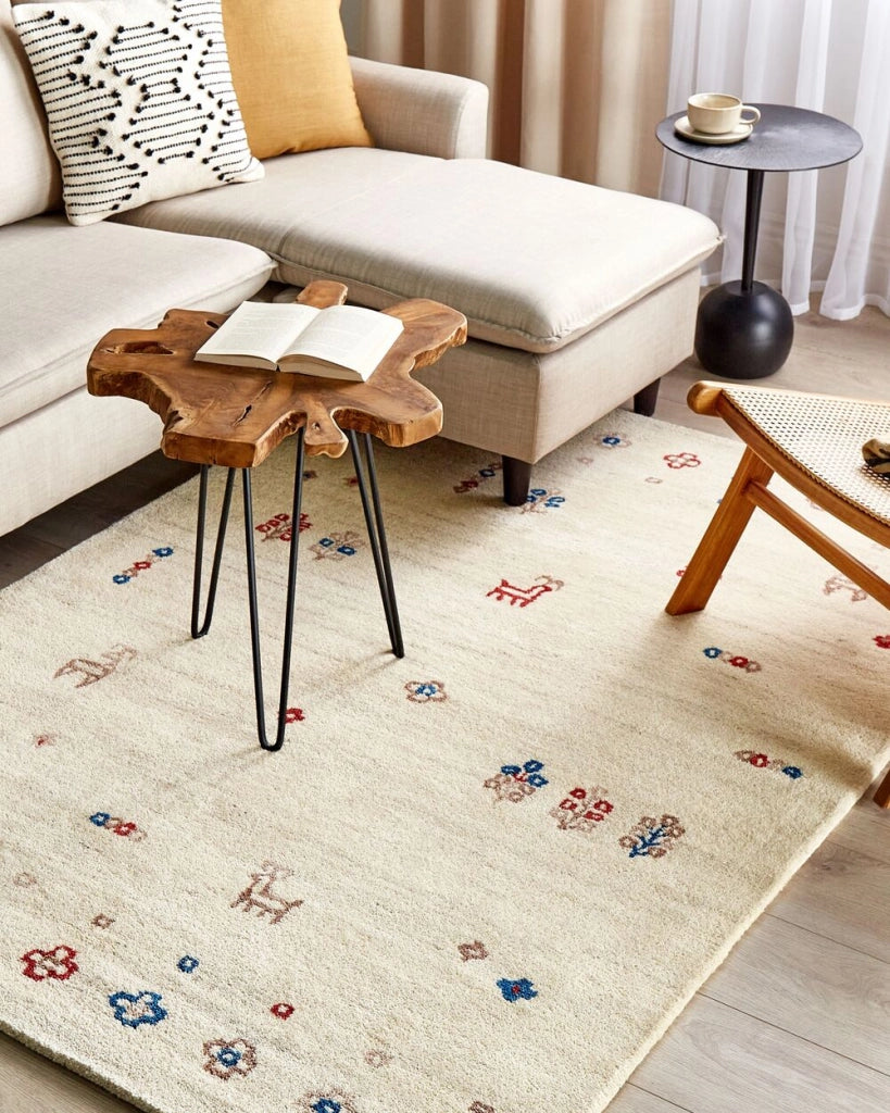 Tappeto Gabbeh di lana beige motivo floreale 140 x 200 cm soggiorno camera da letto