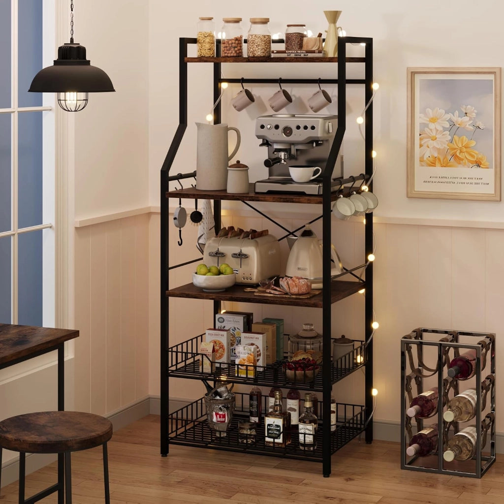Scaffale da cucina nero a 5 ripiani con cestini