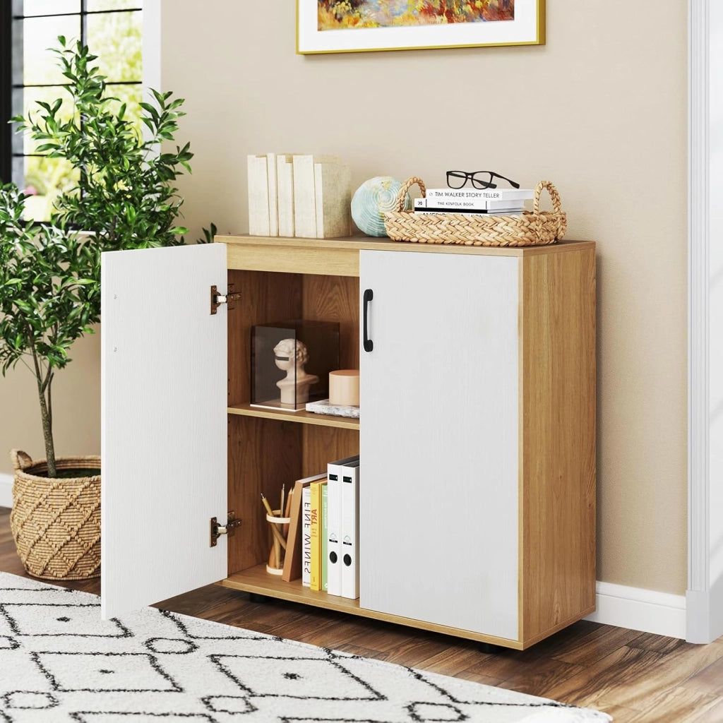 Credenza Bassa per Soggiorno con 2 Ante e Mensola Regolabile su 5 Livelli, Mobile da Cucina Moderno in Legno, Mobiletto Salvaspazio per Salotto e Ingresso, 80 x 31,5 x 82 cm (Naturale)