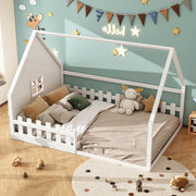 LETTO A CASITTA 140x200 cm in pino e MDF bianco con sponda