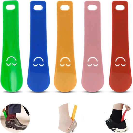 Mini scarpe in plastica per bambini piccoli, altezza 3,7×15 cm, disponibili in cinque colori.