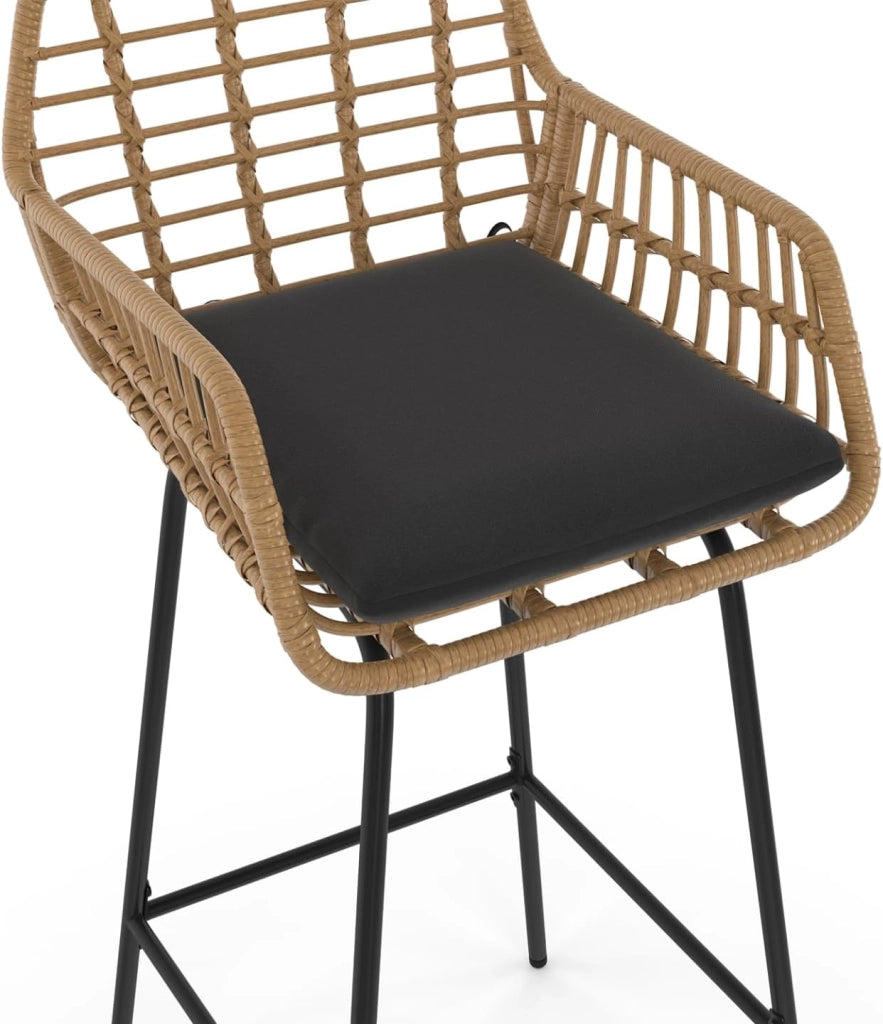 Set di 2 sgabelli da bar SUMMER con braccioli effetto rattan beige e gambe in metallo nero