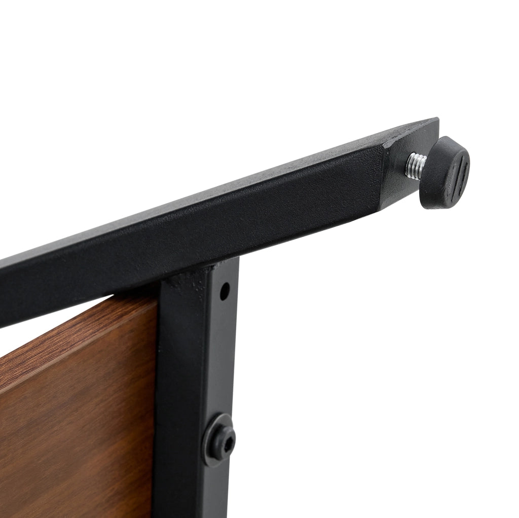 Tavolino da caffè 110x57x44.5 cm con doppio ripiano; MDF e metallo; noce