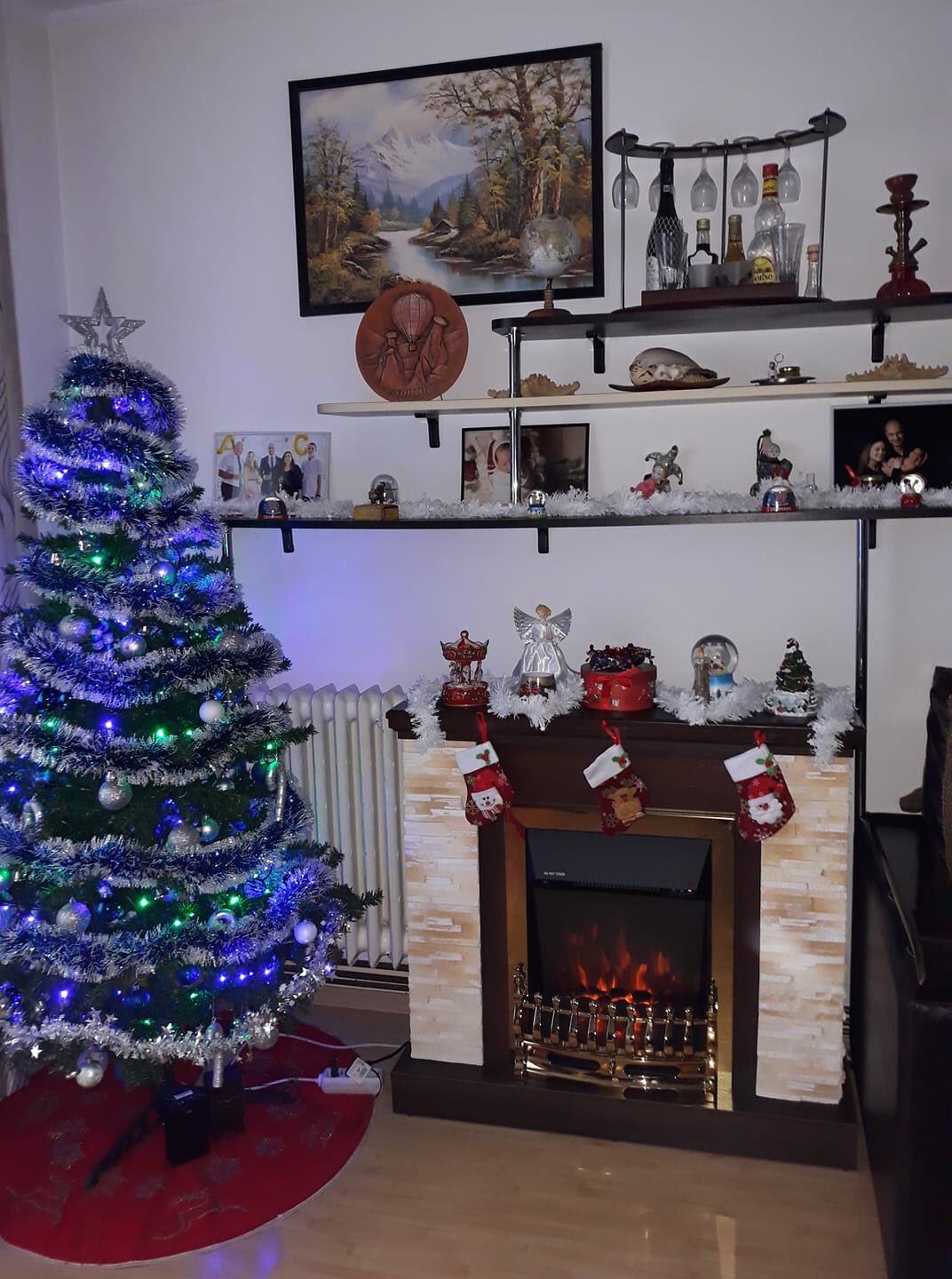 Camino Elettrico da Pavimento 90,3x98x30 cm Effetto Fiamma 2000W Rock & Galileo Gold Noce