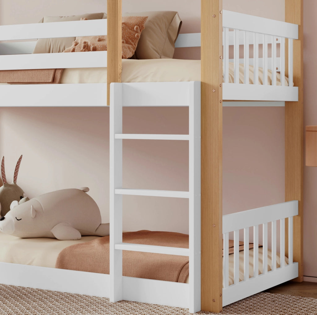 Letto a castello con finestra; scivolo e scala angolare 90x200 cm; bianco e naturale