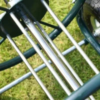 Carrello avvolgitubo d'irrigazione in metallo con impugnatura antiscivolo e Cestino Portaoggetti, Verde