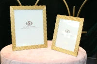 Cornice Chain Glam Cm 24.3X1.5X29.5 (Misura Interna Cm 20X25)