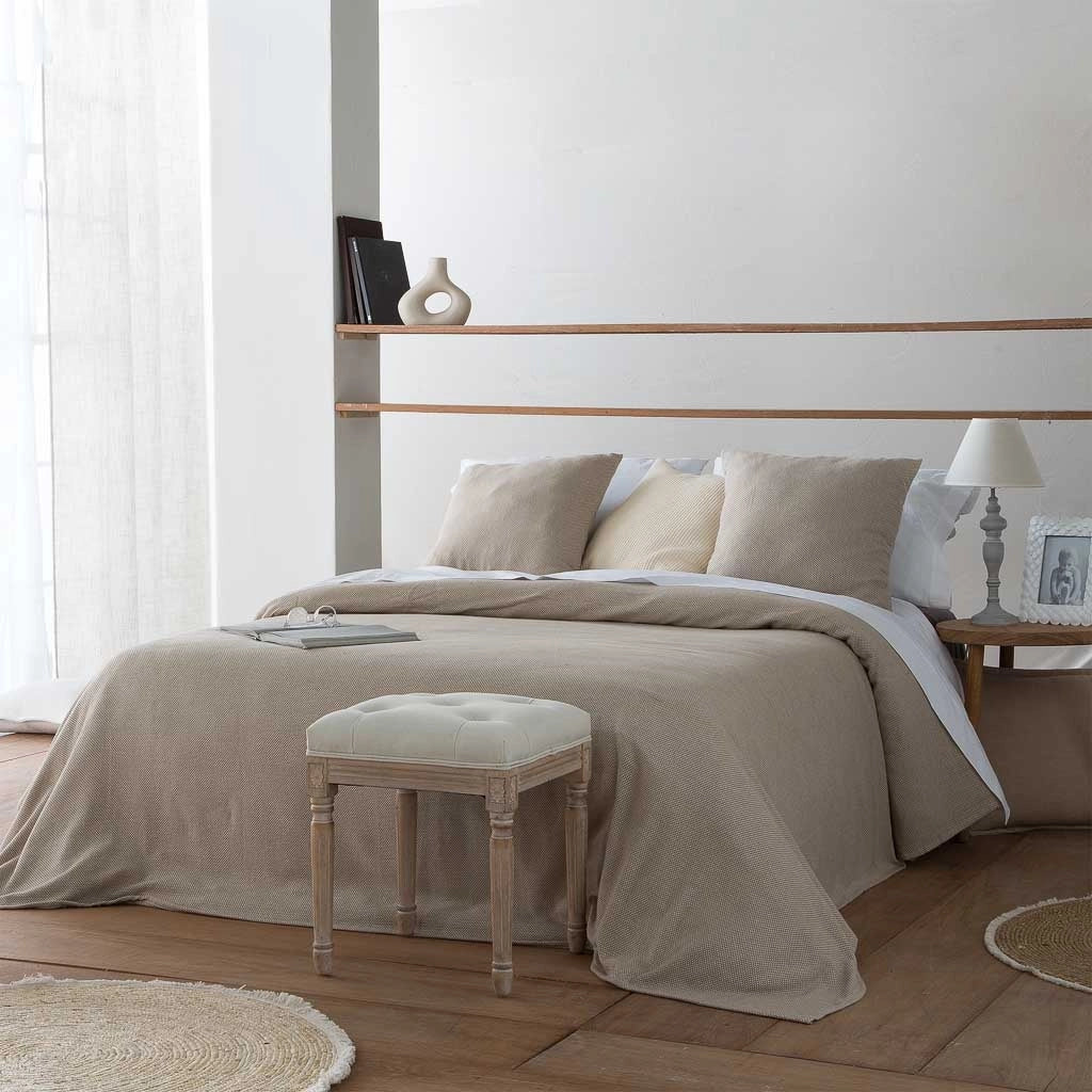 Sgabello in legno marrone 41x41x48h
