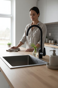 Rubinetto Lavello Nero con Filtro | Acqua potabile,  Design Moderno