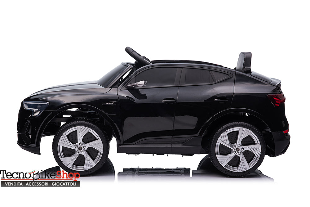 Auto elettrica per bambini Audi E-Tron 12v colore Nero