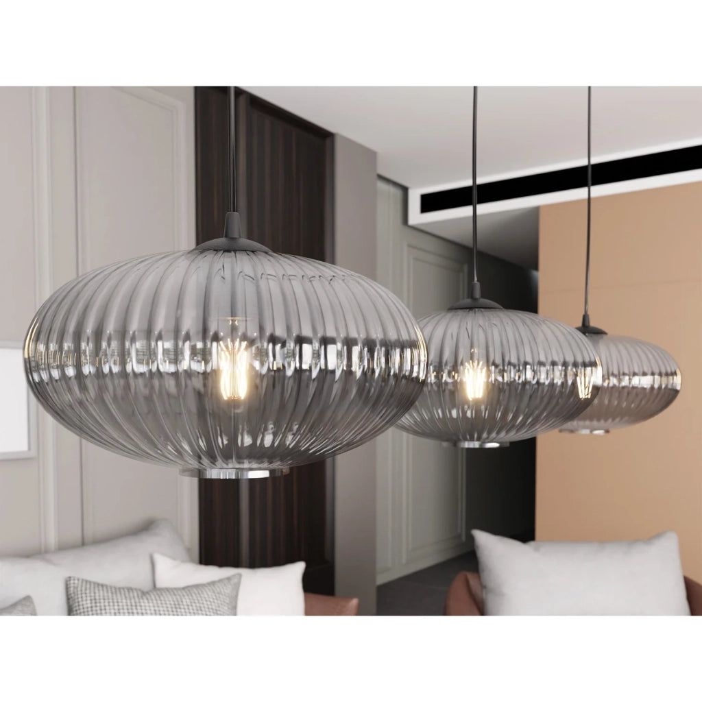 Lampadario 3 Luci Iris In Acciaio Nero Paralume Plissettato Fumè