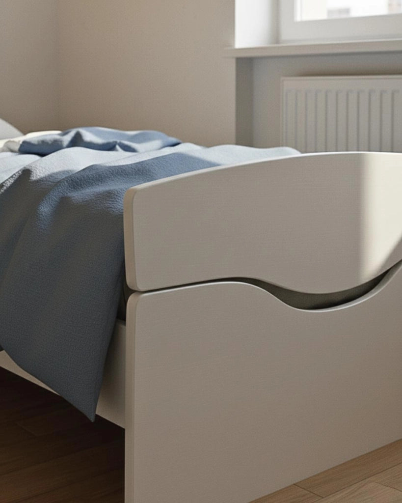Letto Smile con fascioni e pediera - Letto singolo 87 x 197 - Struttura bianco - Rete e materasso esclusi_